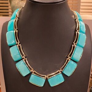 Lisner Chic Turquoise Moonglow Lucite and Gold Tone Necklace